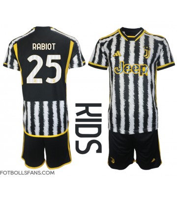Juventus Adrien Rabiot #25 Replika Hemmatröja Barn 2023-24 Kortärmad (+ Korta byxor)